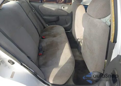 1999 Chevrolet Prizm z USA, uszkodzony, nr VIN 1Y1SK5282XZ435882